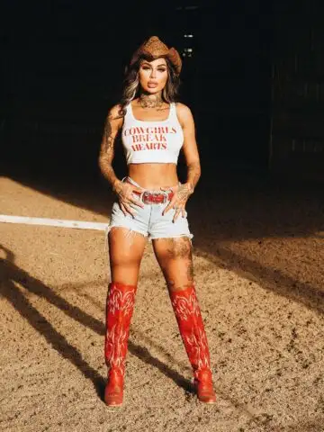Baddie Cowgirl Outfits