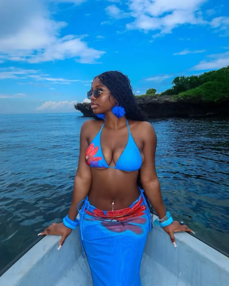 Island Vacation Outfits